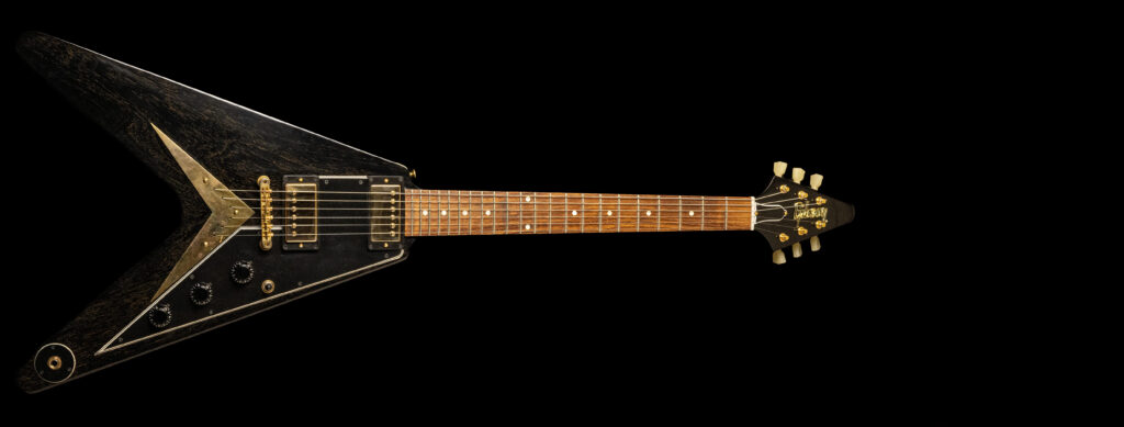 Gibson Flying-V Mahogany TV Black Gold 2017