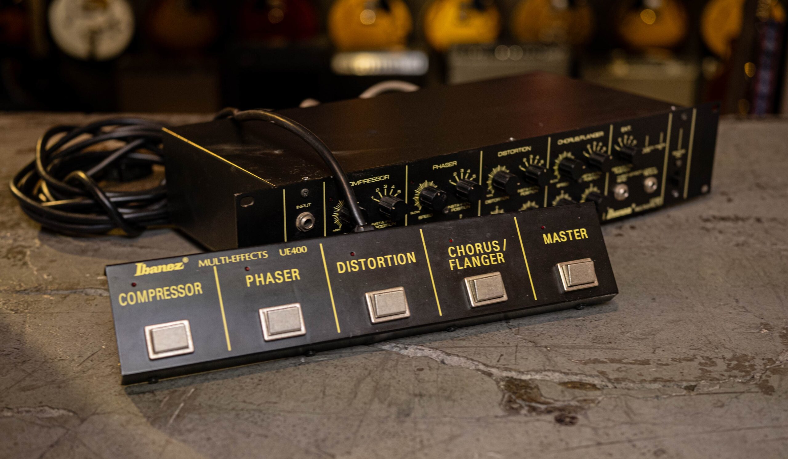 Ibanez UE400 Multi Effects Rack inklusive Foot Controller 1980 s Gitarren Total