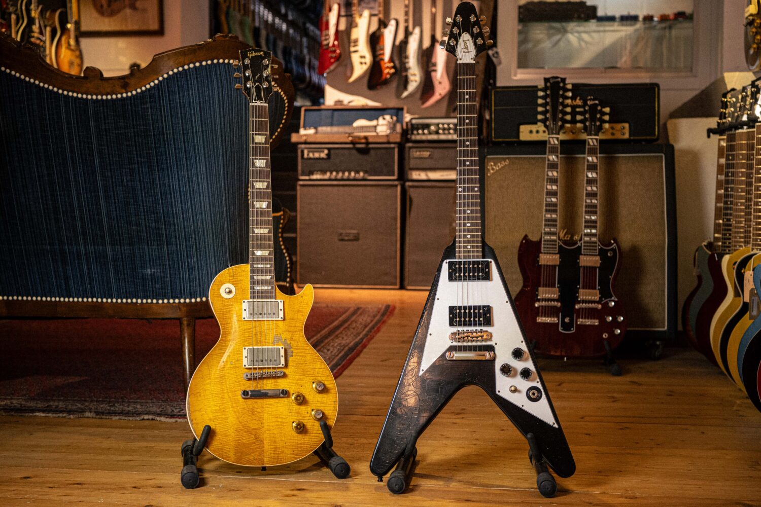 Gibson Flying-V 1979 Kirk Hammett Ebony Limited to 200 - Image 10