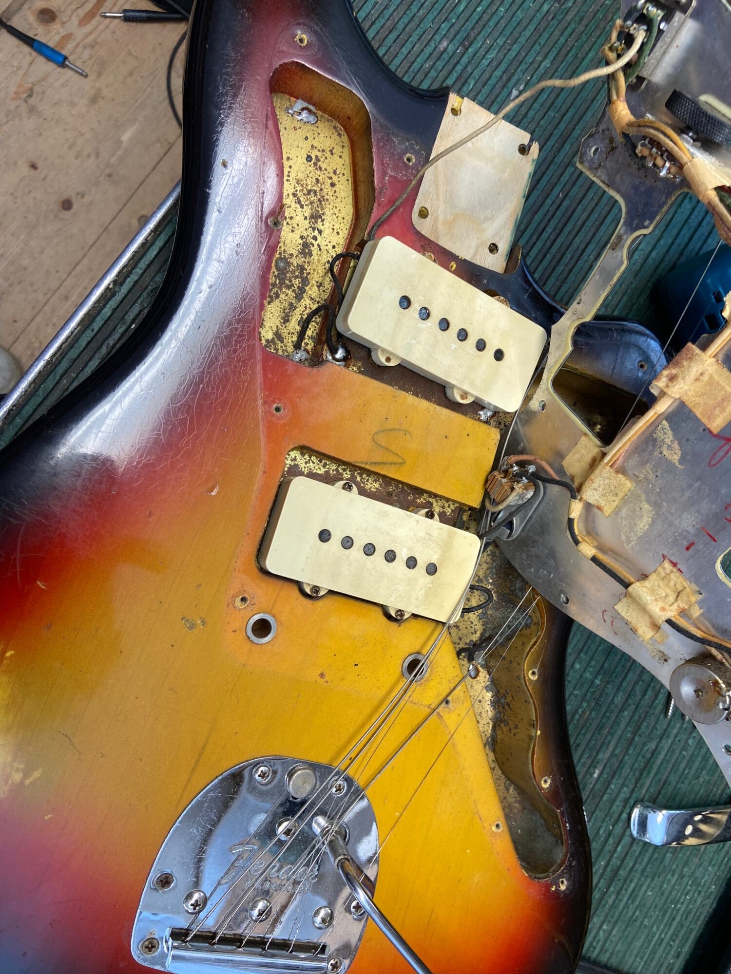 Fender Jazzmaster Sunburst 1965 - Image 22