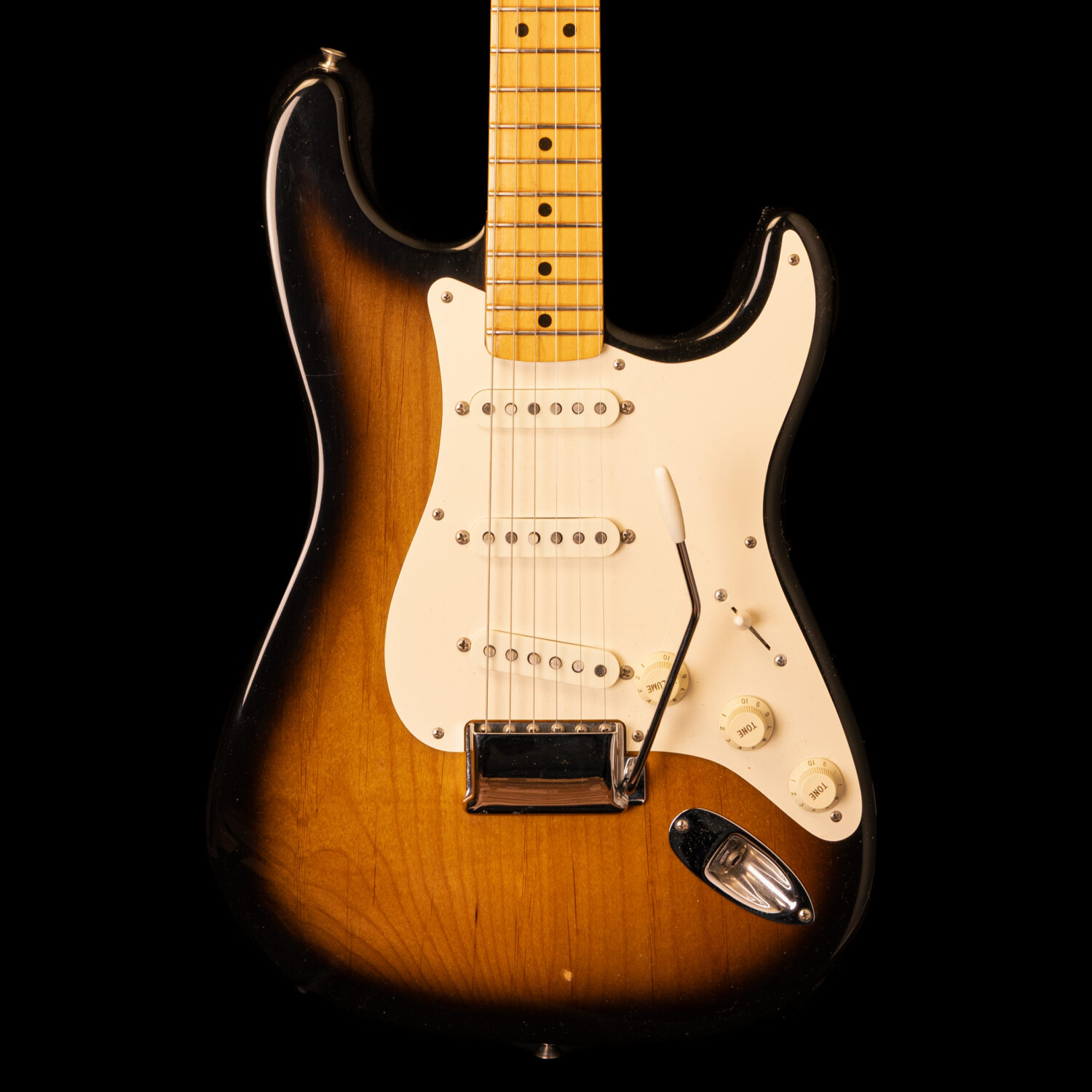 Fender Stratocaster American Vintage 1957 2-Tone Sunburst 1992 - Image 2