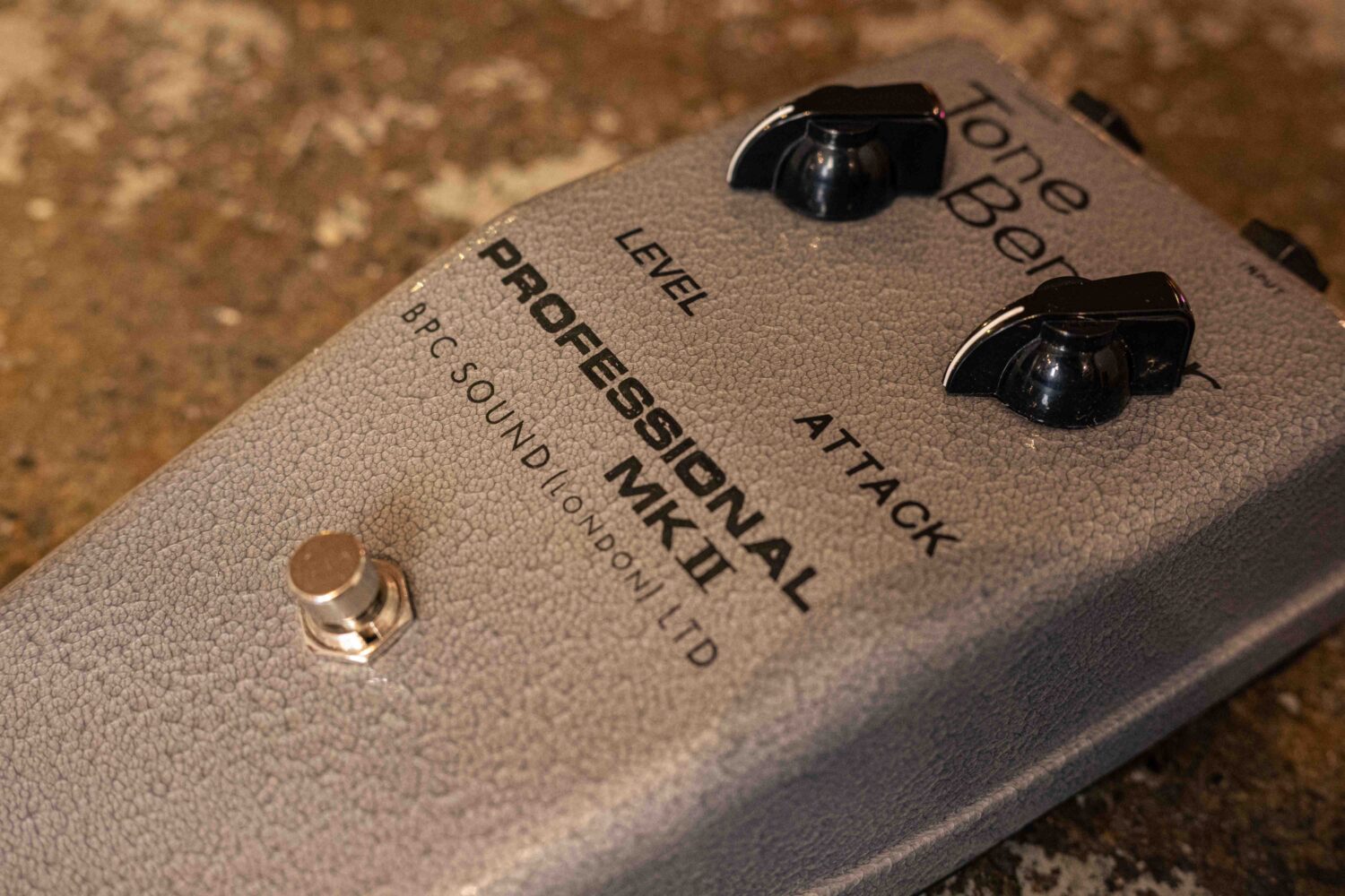 British Pedal Company Vintage Series Tone Bender MKII Pre Owned - Image 2