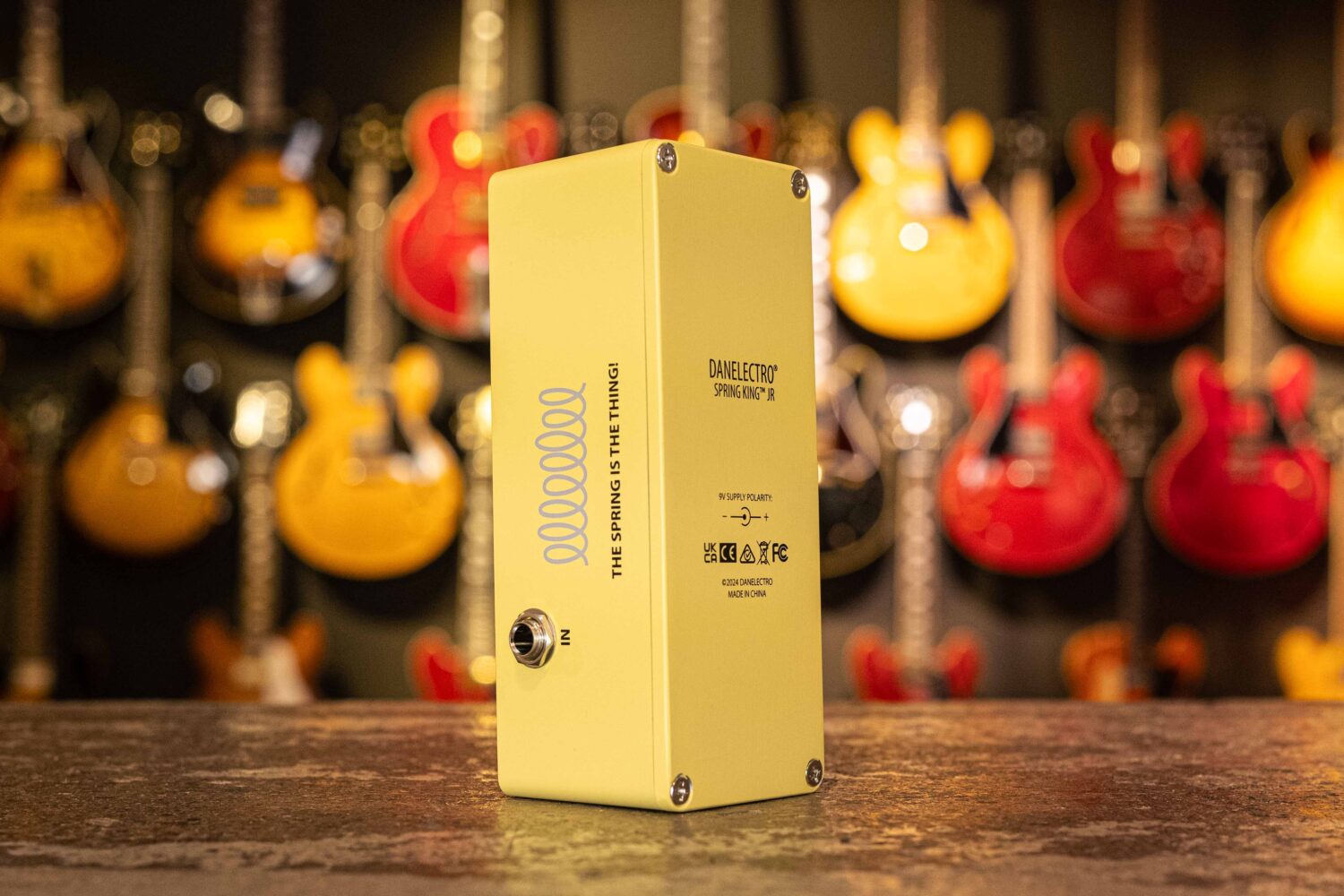 Danelectro Spring King Junior Yellow - Image 3