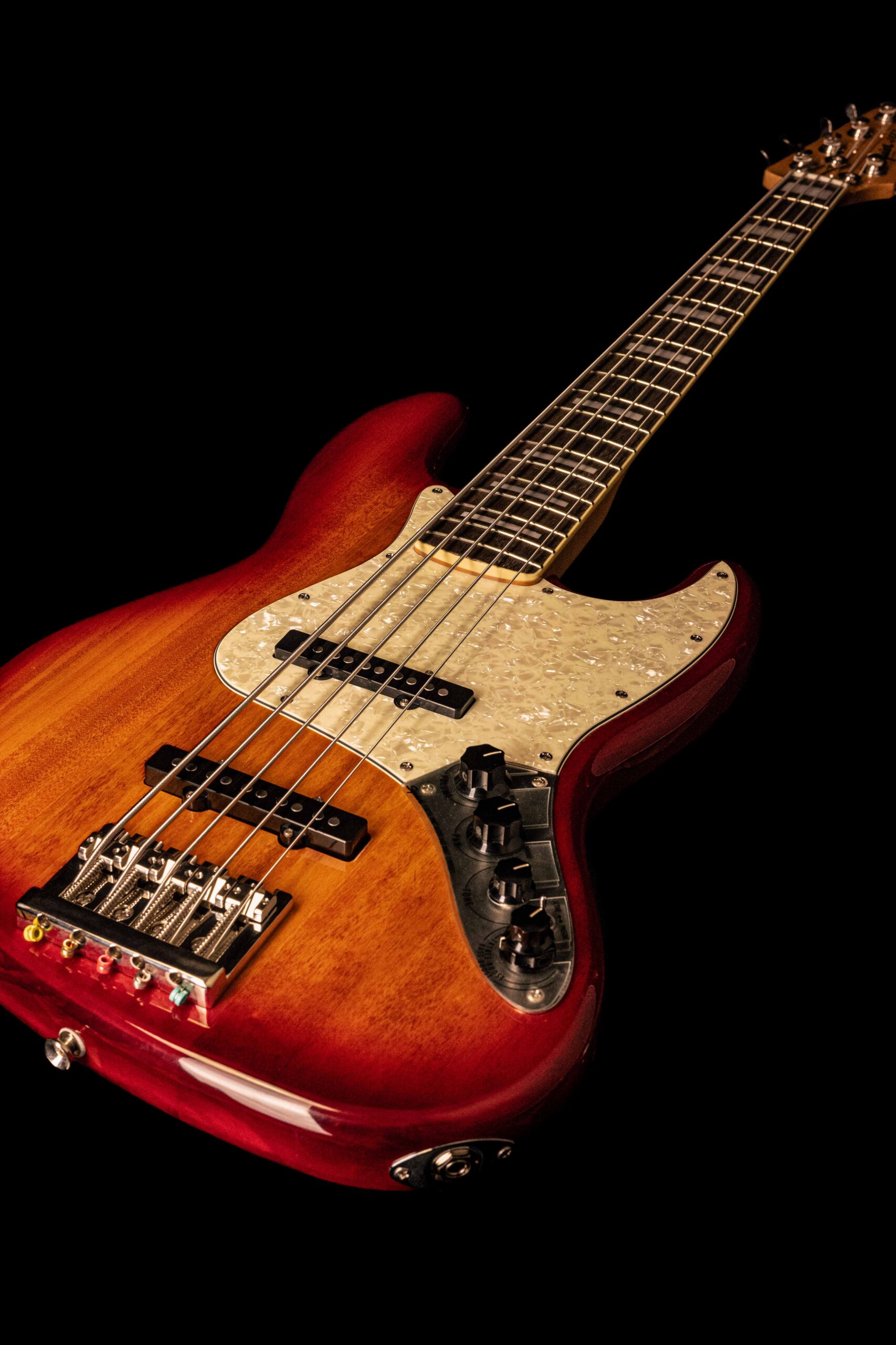 Squier Active Jazz Bass V Classic Vibe 70's Sienna Sunburst - Image 6