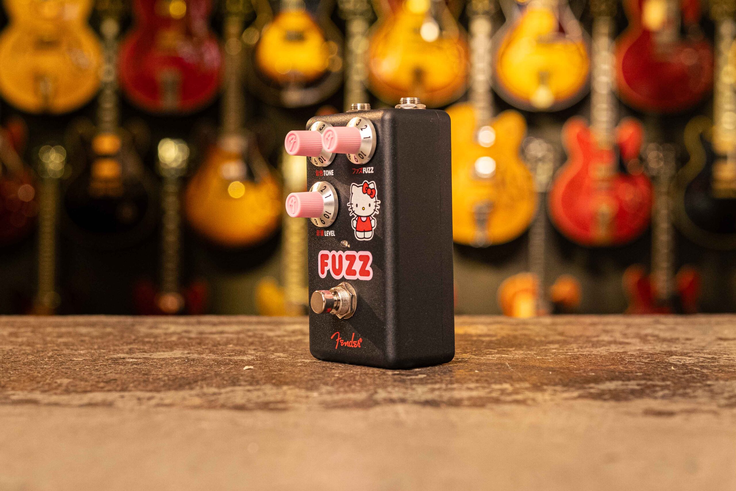 Fender × Hello Kitty Fuzz Pedal Black - Image 2