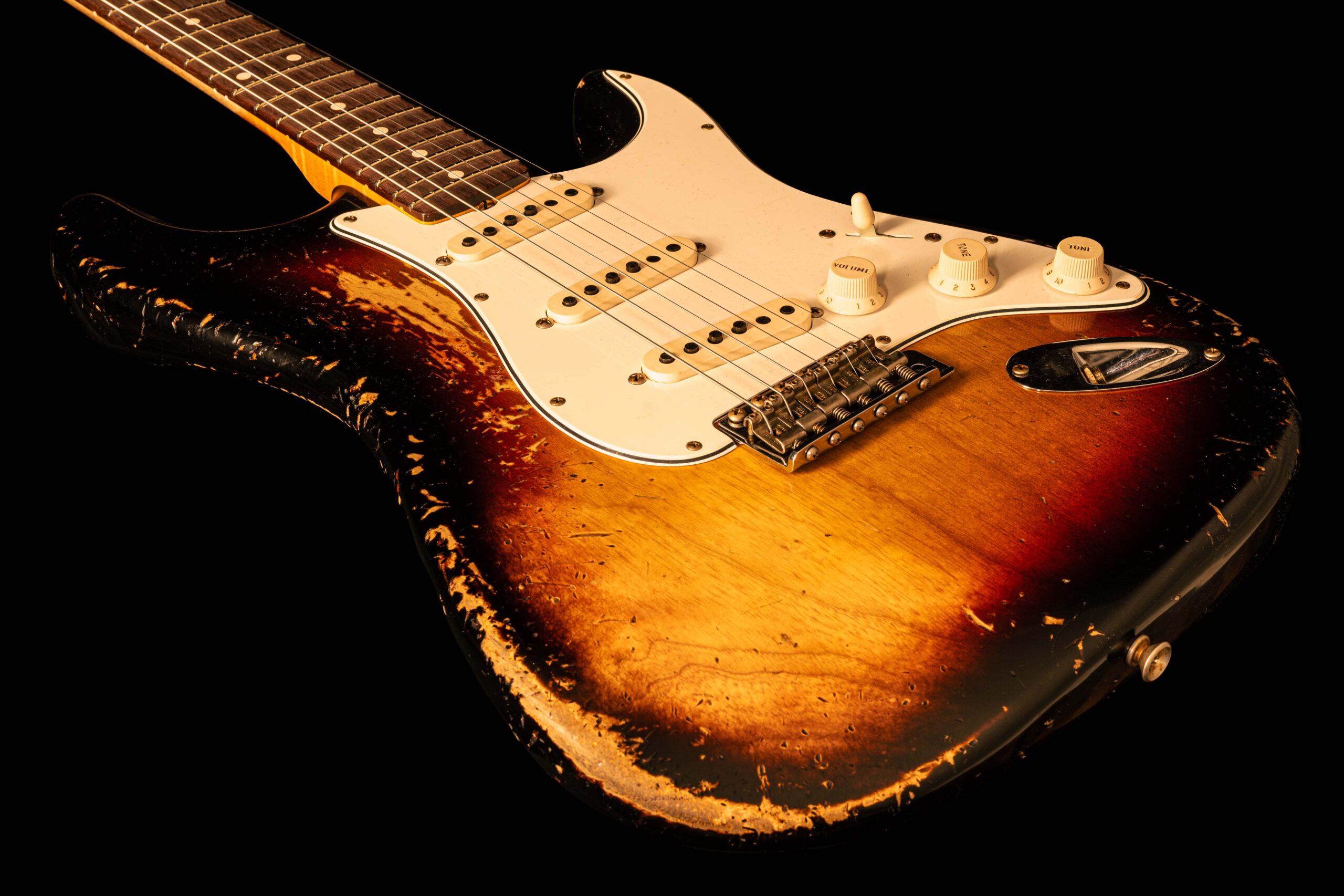 Fender Stratocaster '59 3-Tone Sunburst Heavy Relic - Image 6