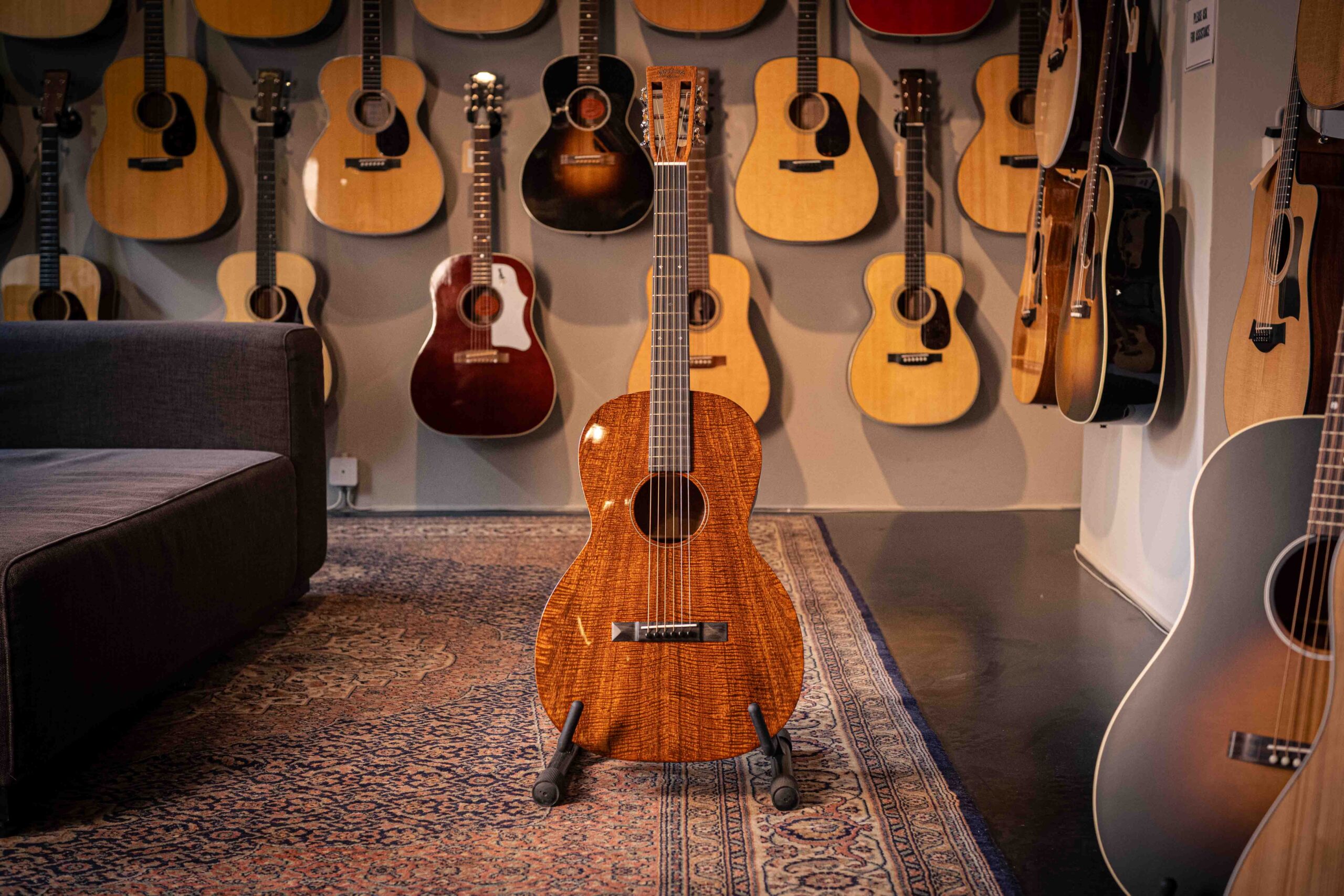 Martin 00-Custom Flamed Mahogany – Bild 12