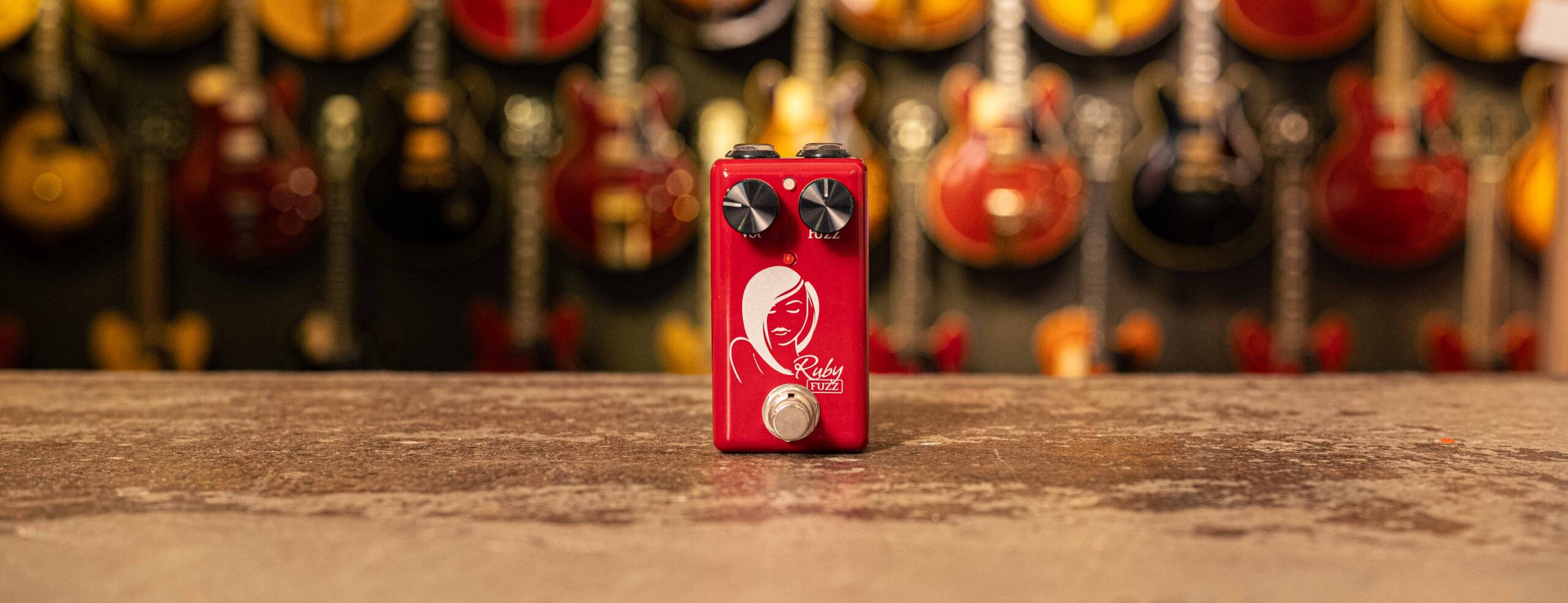 ギター Red Witch Seven Sisters Ruby Fuzz Red Witch Seven Sisters Ruby Fuzz - Gitarren Total
